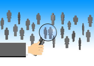 开yun体育-中国足球高空球争抢成功率统计，足球高空球停球技巧